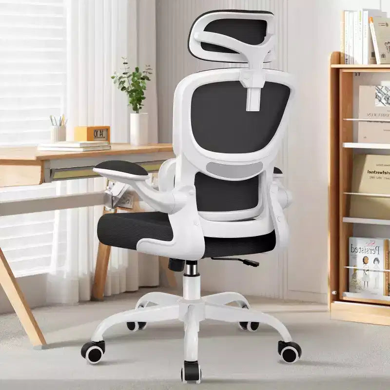 Comoda sedia in rete traspirante