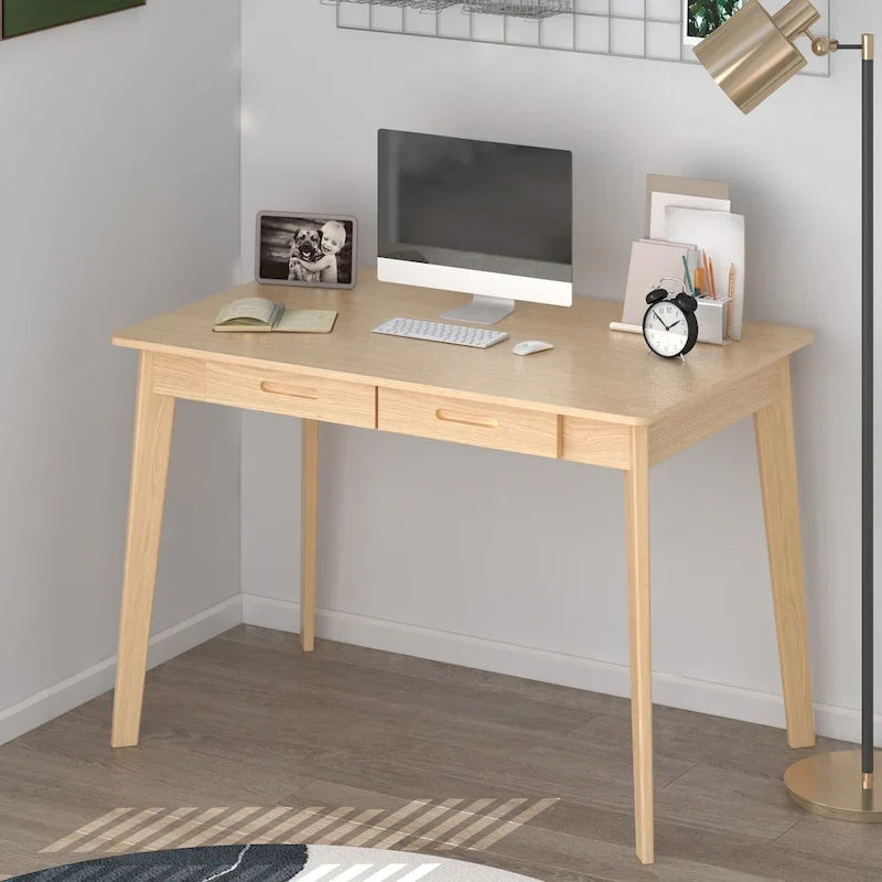 Drewniane biurko do pisania i pracy przy komputerze
